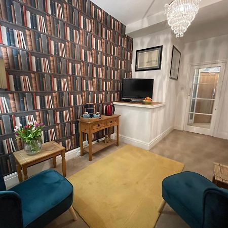 G&T Apartment Scarborough Ngoại thất bức ảnh